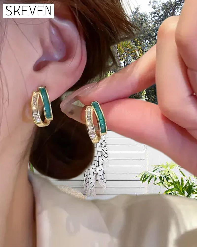 Fashionable double emerald earrings