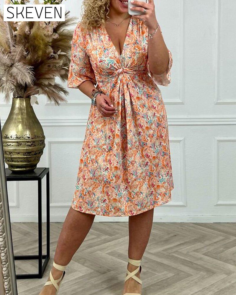 V-neck twist print dress