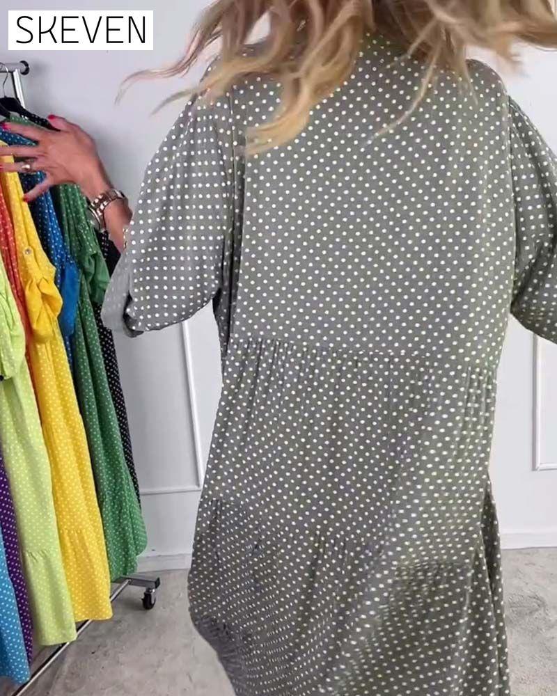 Robe droite à pois à manches courtes