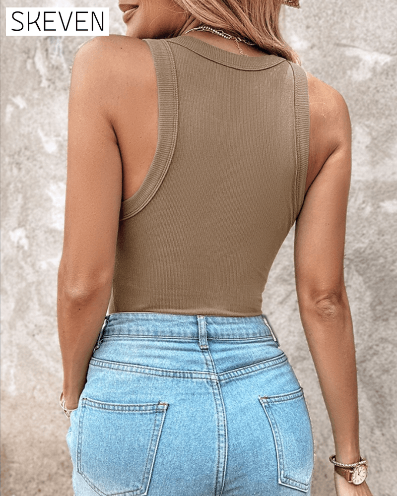 Tanktop mit integriertem BH und geripptem Rundhalsausschnitt