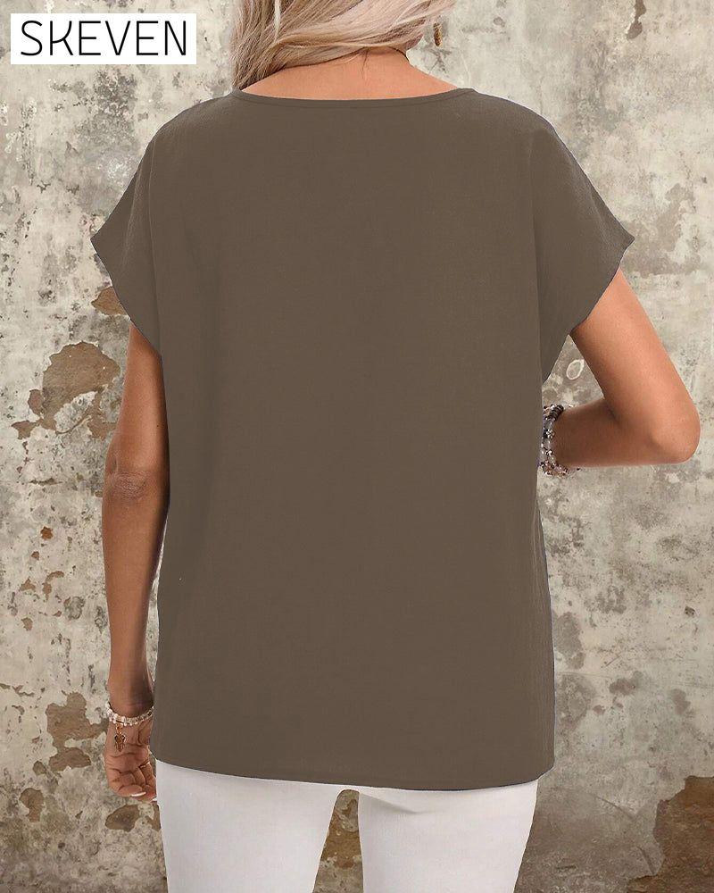 Gestreiftes T-Shirt mit geometrischem Muster