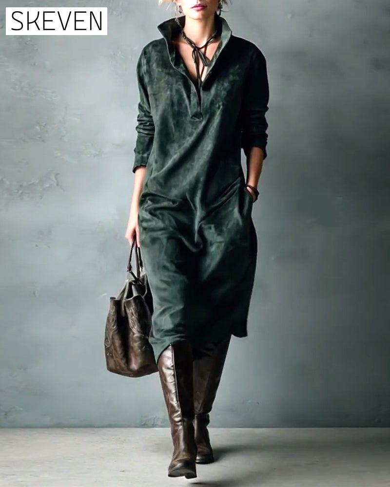 Elegantes einfarbiges Kleid mit Tasche