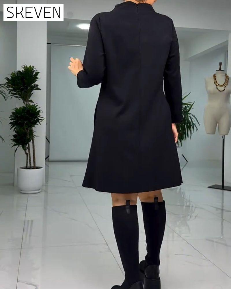 Pulloverkleid mit langen Ärmeln und Blumenmuster