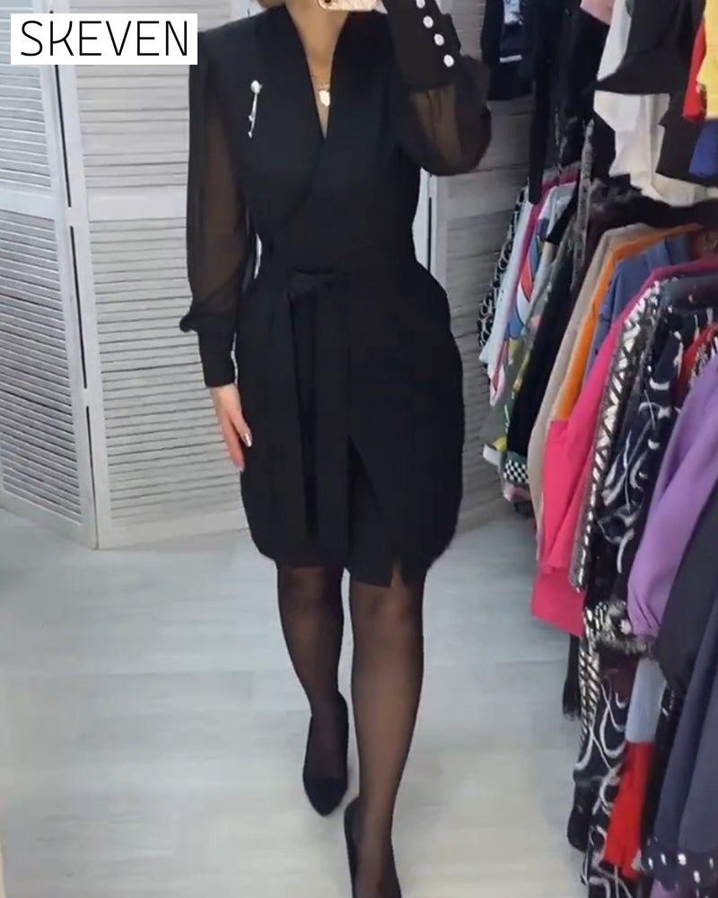 Robe décontractée transparente à col en V