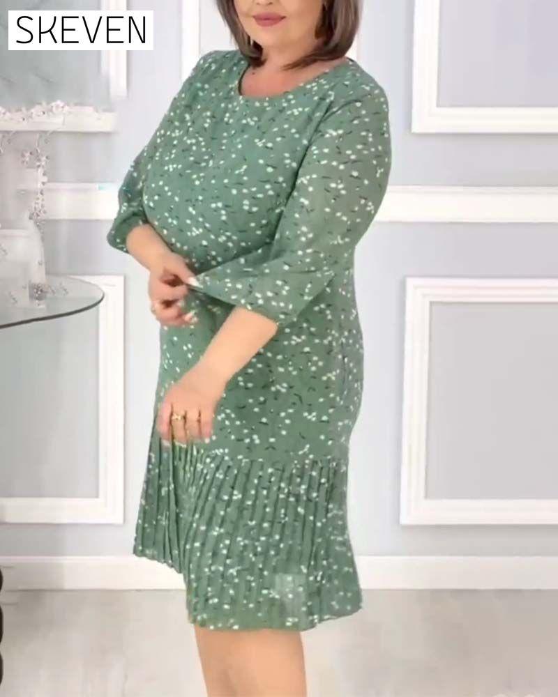 Elegant patchwork pleated printed dress