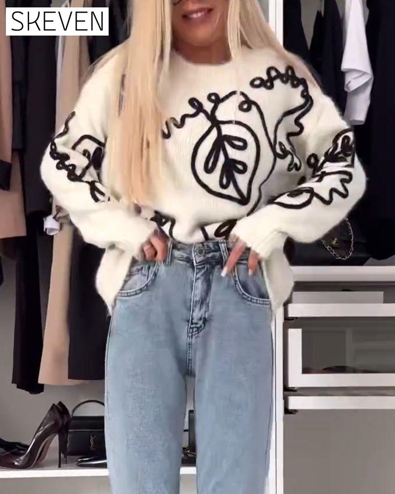 Leaf print long sleeve pullover