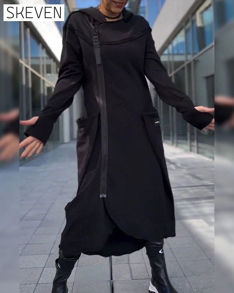 locker sitzendes, einfarbiges Kleid