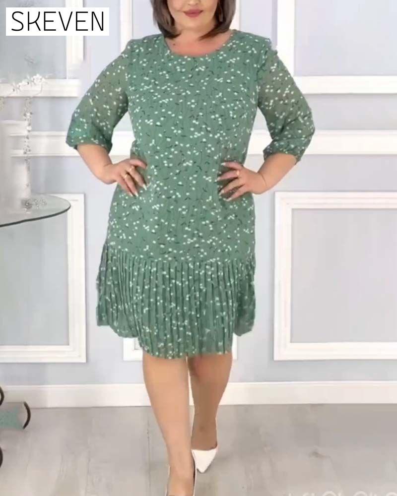 Elegant patchwork pleated printed dress