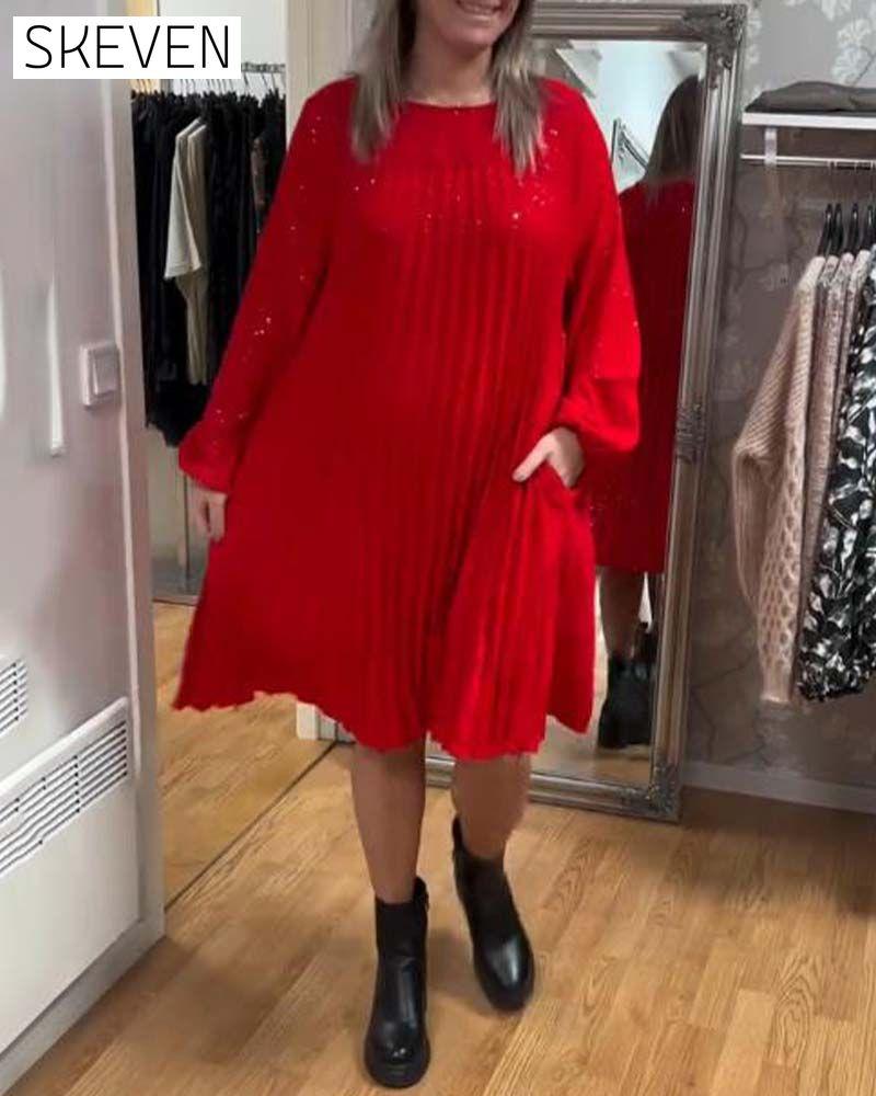 Locker geschnittenes Kleid mit Puffärmeln und Raffungen