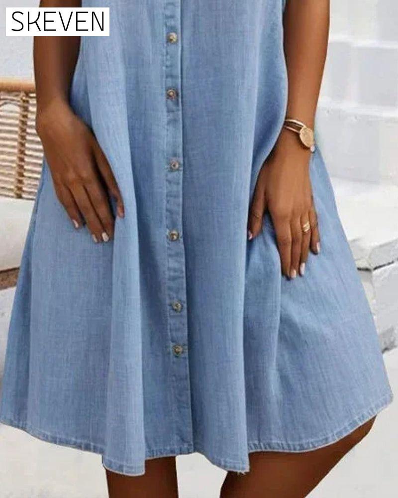 Kurzarmkleid mit Reverskragen und Knöpfen