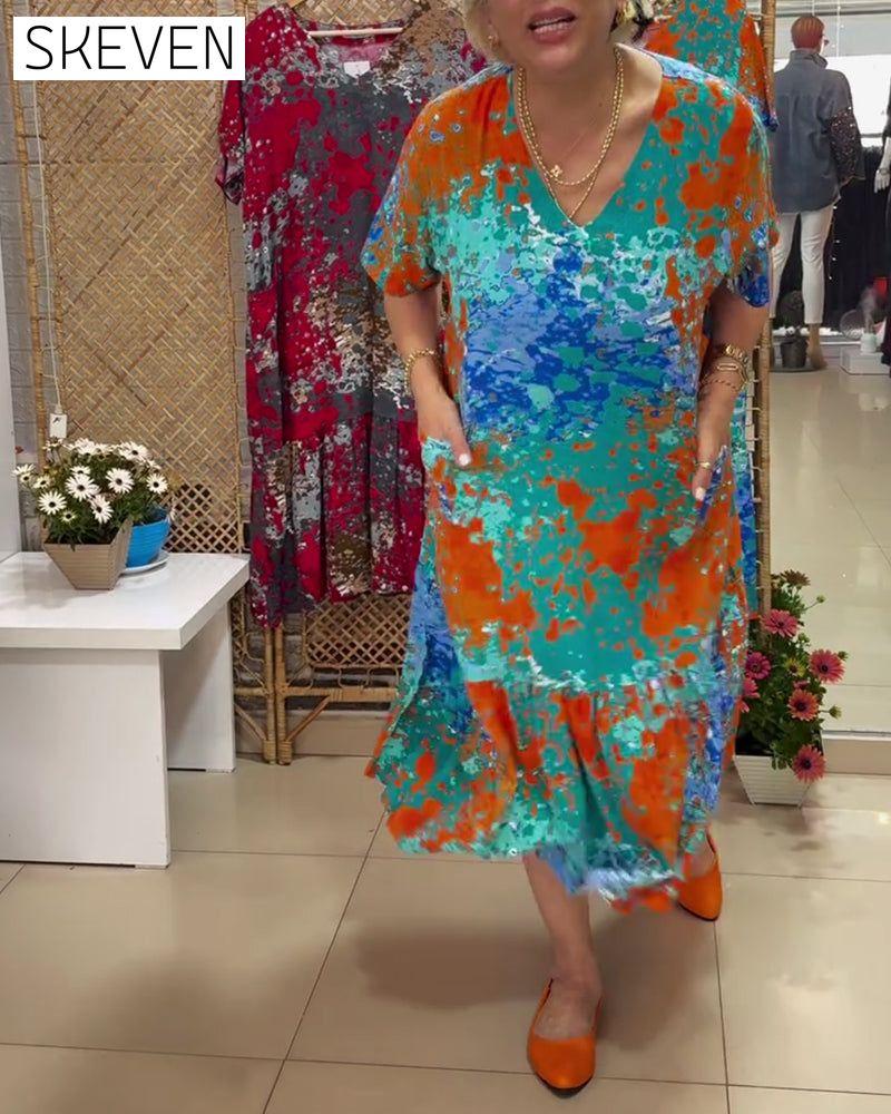 Kleid mit V-Ausschnitt und mehrfarbigem Farbverlauf