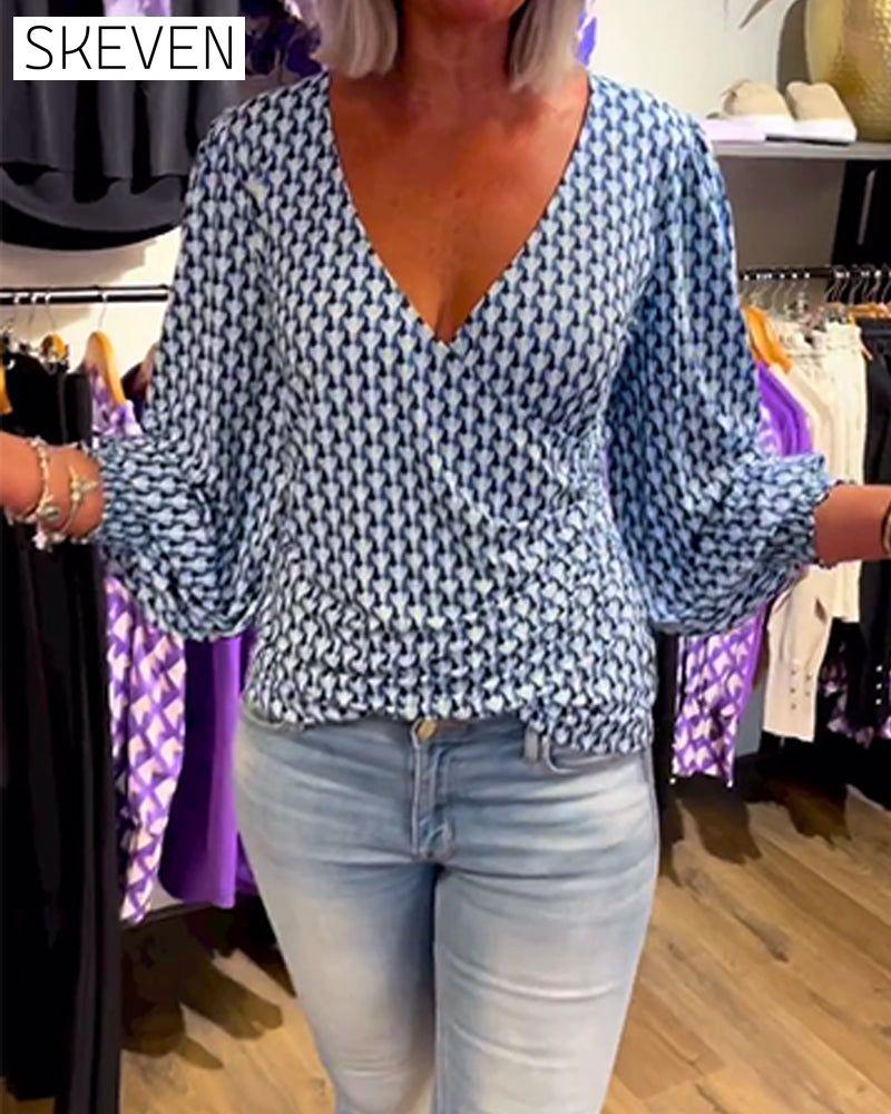 Langarmshirt mit tiefem V-Ausschnitt