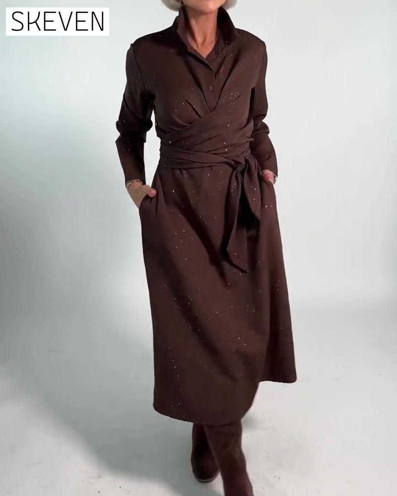 Stilvolles, schimmerndes, tailliertes Kleid