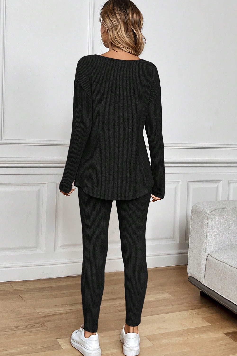 Schwarzes, geripptes Leggings-Set mit V-Ausschnitt und langen Ärmeln, zweiteilig, Loungewear-Set