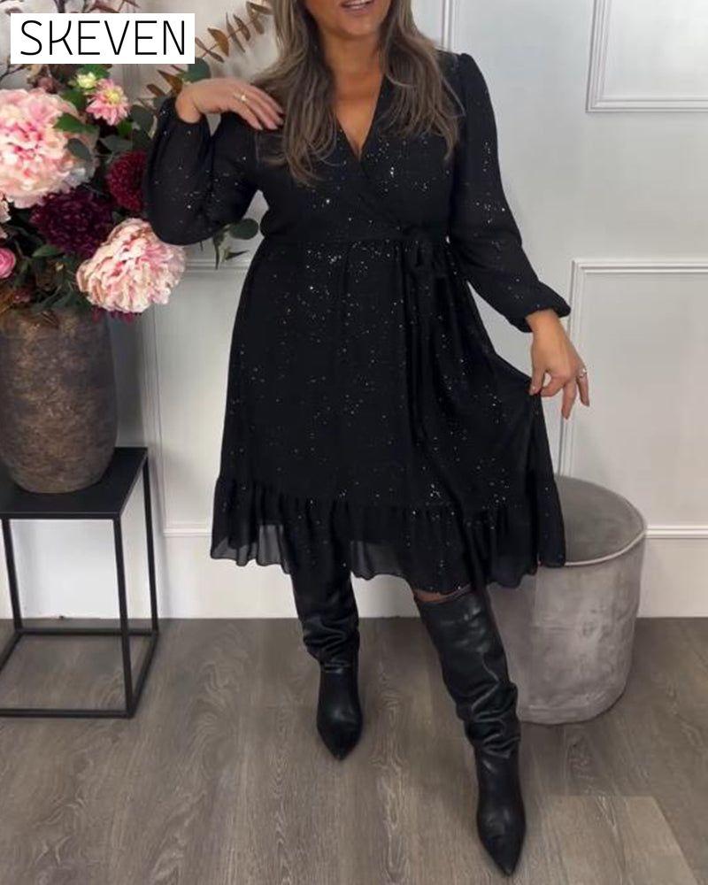 Robe scintillante à col en V et taille nouée