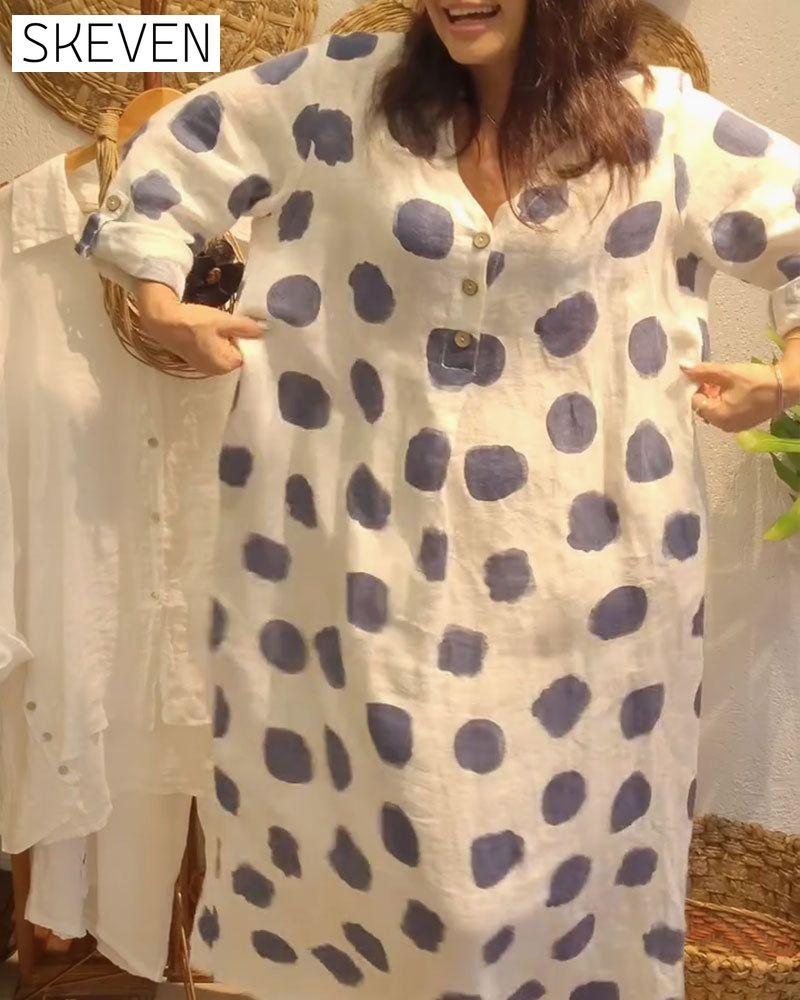 Lässiges, lockeres Langarmkleid mit Polka-Dots
