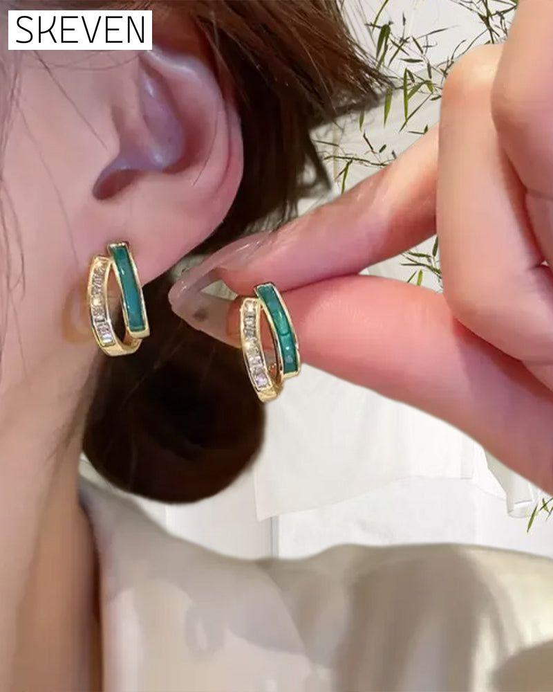Fashionable double emerald earrings