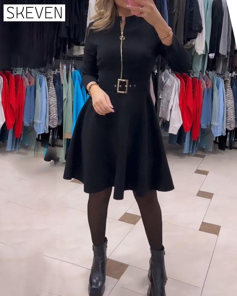 Kleid mit Reißverschluss, schlicht und einfarbig