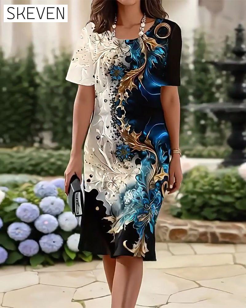 Bedrucktes, gerades Kleid mit Rundhalsausschnitt