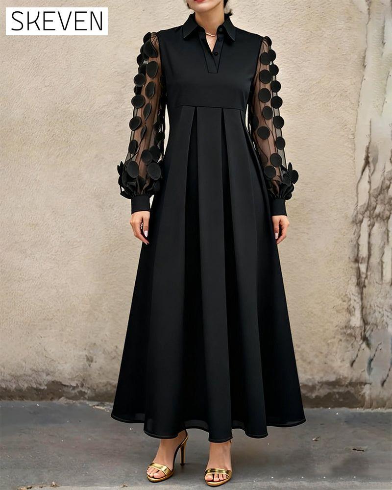 Modisches, elegantes Kleid mit V-Ausschnitt