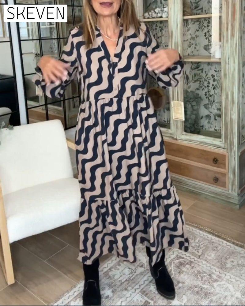 Langes, locker geschnittenes Kleid mit Print