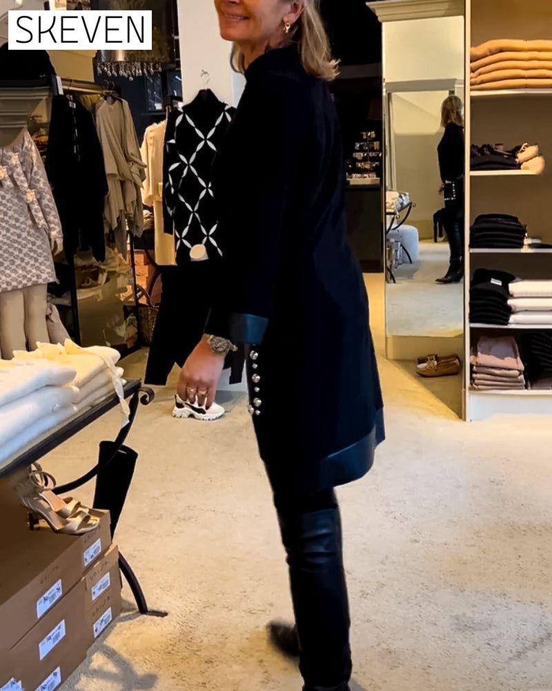Lässiges Kleid mit Rundhalsausschnitt und Taschen