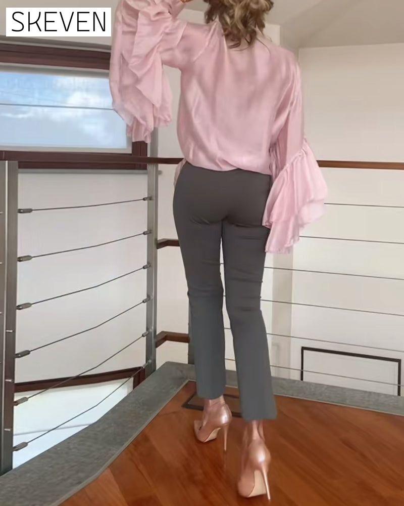 Fashionable Ruffled Blouse