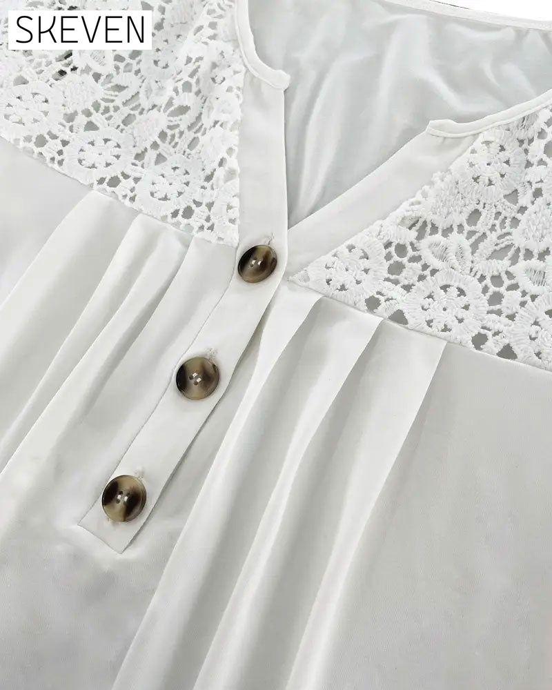 T-shirt plissé patchwork en dentelle ajourée