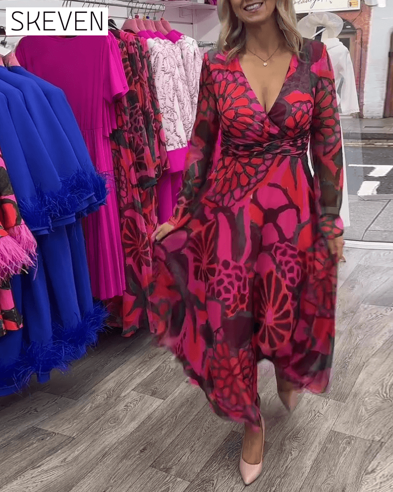 Kleid mit tiefem V-Ausschnitt, weitem Schwung