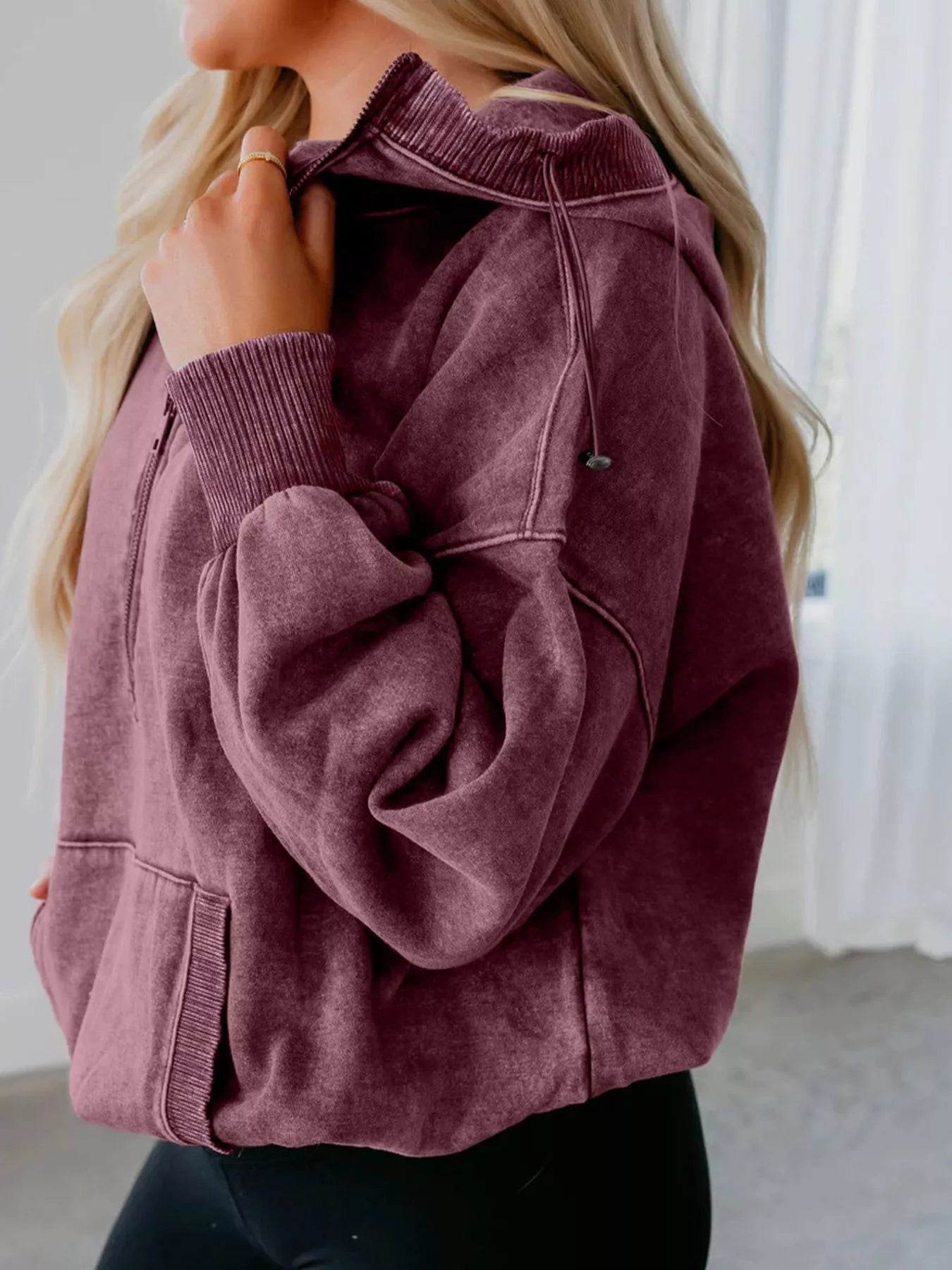 Gewaschener Pullover-Hoodie mit halbem Reißverschluss