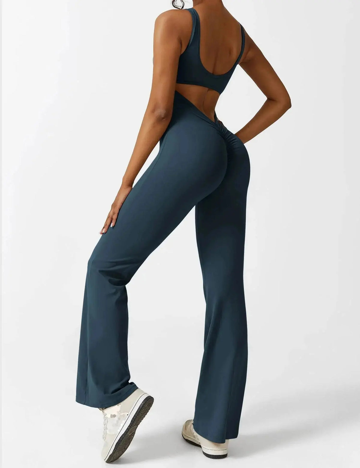 Scrunch Gym Set – Flairé™ V Back Seamless Workout Set