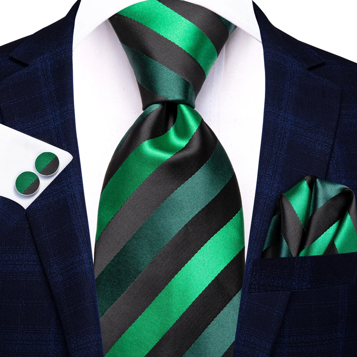 Elegant Necktie How to Tie - Perfect for Travel