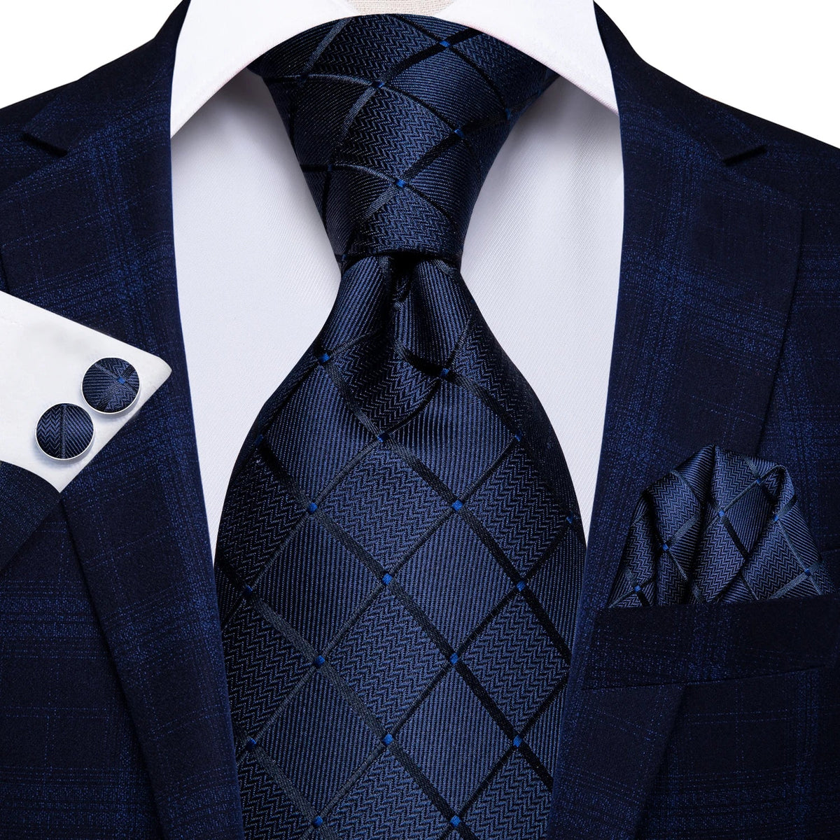 Quality Men's Tie: How to Tie Men's Tie Guide