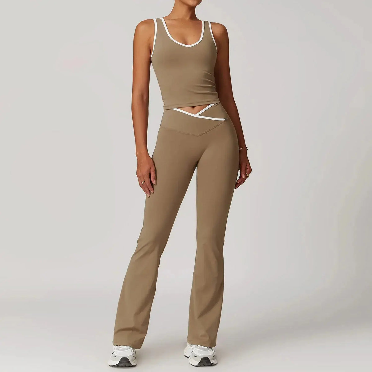 Seamless Yoga Set – Flairé™ Cross High Waist Workout Set