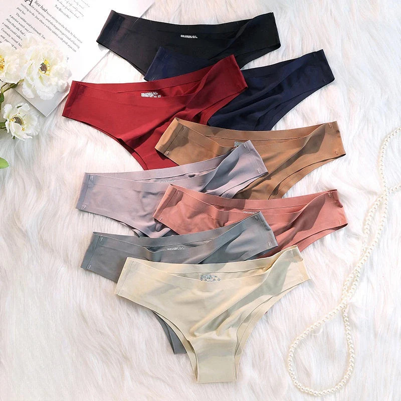 4-Pack Women's Seamless Panties for Comfortable Fit