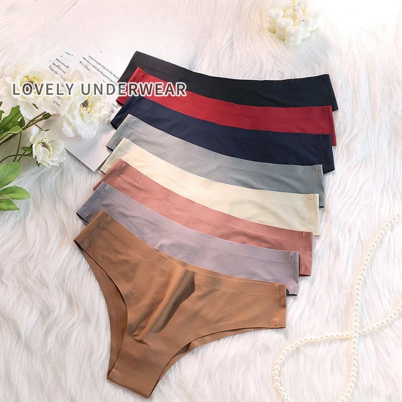4-Pack Women's Seamless Panties for Comfortable Fit