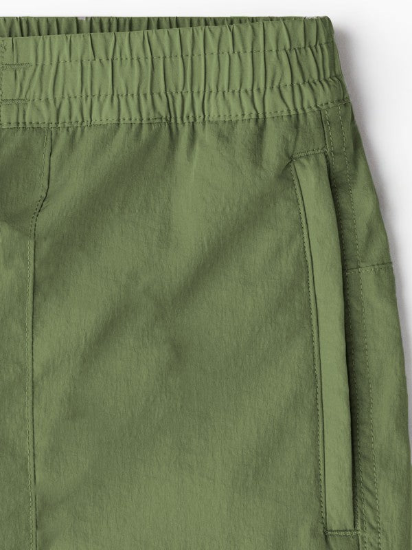 Men's Nylon Cargo Pants for Travel and Adventure